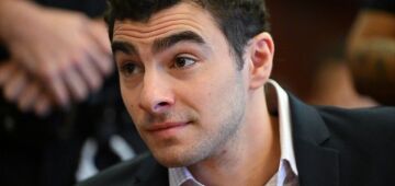 Defesa de Luigi Mangione pede anulação de provas em julgamento por assassinato de CEO