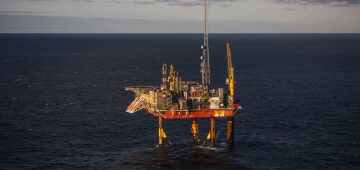 Antiga plataforma de petróleo no Mar do Norte é transformada em depósito de CO