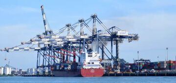 Balança comercial tem pior resultado para novembro desde 2021