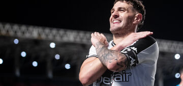 Herói da vitória do Vasco, Vegetti exalta clube: "Quero defender sempre essa camisa"