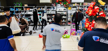 Bazar da Orquestra Criança Cidadã entra na reta final com descontos e queima de estoque