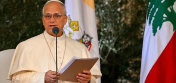 Papa pede fim dos "ataques e hostilidades" no Líbano