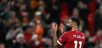 Liverpool vence Brighton e alivia crise; Chelsea bate Everton