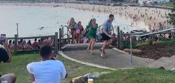 Ataque a tiros em praia de Sydney foi um 'incidente terrorista', diz polícia