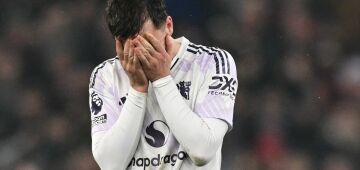 Aston Villa derrota Manchester United e enfileira sua 10ª vitória consecutiva