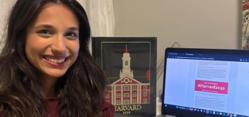 Jovem brasileira conquista bolsa integral em Harvard, e vídeo do momento da descoberta viraliza
