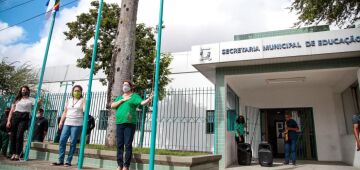 Cabo de Santo Agostinho abre seleção com 608 vagas para professores e salários de até R$ 3,2 mil