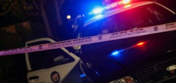 Fotos da polícia de LA mostram momento da prisão do filho de Rob Reiner