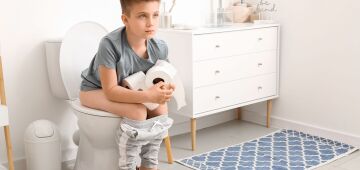 Constipação intestinal infantil exige atenção de pais e responsáveis