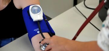 Entidades médicas alertam para prescrição de testosterona para mulher