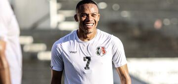 Santa Cruz: Robinho garante voltar mais experiente e completo ao Arruda 