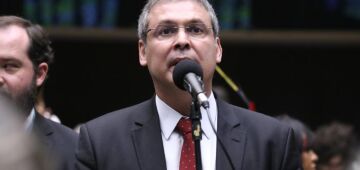 Projeto da Dosimetria: líder do PT na Câmara diz que vai acionar STF caso Senado aprove o texto