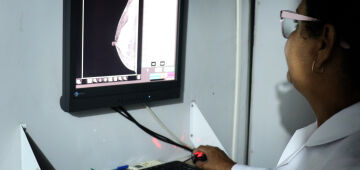 Mamógrafo Móvel amplia acesso e oferece 1.920 exames gratuitos em dezembro no Recife