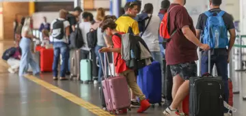Pilotos e comissários podem entrar em greve a partir de 1&ordm; de janeiro