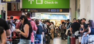 Congonhas amanhece lotado após mudança de tempo em São Paulo e cancelamentos de voos