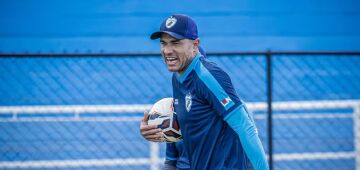 Sport encaminha a contratação do técnico Roger Silva