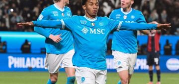 Napoli ganha pela 3ª vez a Supercopa da Itália ao derrotar o Bologna com 2 gols de David Neres