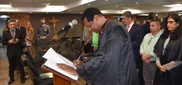 Revisor do desembargador preso pela Polícia Federal assume como relator do caso TH Joias