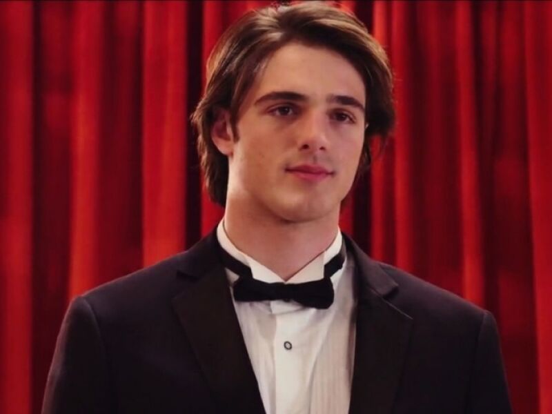 Jacob Elordi Films Et Programmes Tv Jacob Elordi diz que odiava rotina de treinos para 1º filme de 'A