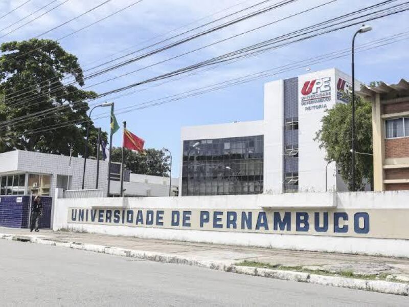 Pela segunda vez, UFPE reduz bônus na nota do Enem, no Sisu, para feras de  medicina