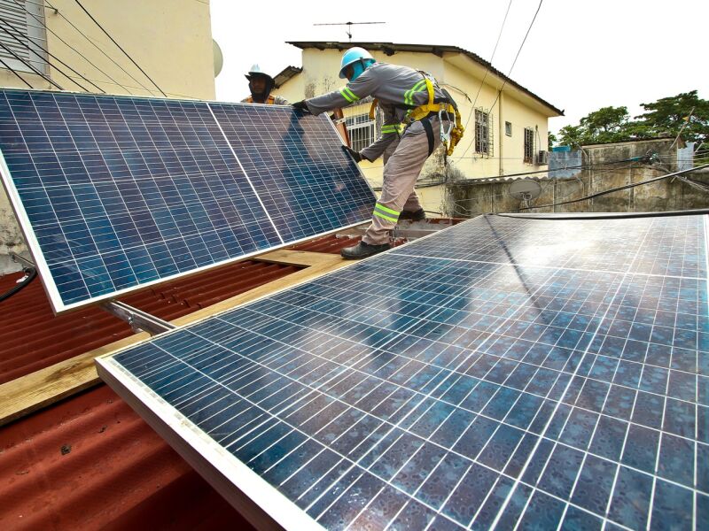 Conta De Luz Gera Procura Por Energia Solar - Folha PE