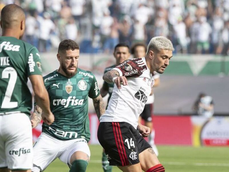 Palmeiras atropela São Paulo, vira confronto e leva título paulista