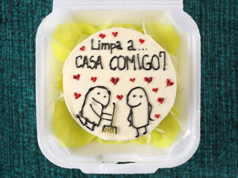 Conheça os bentô cakes, bolinhos na marmita com frases e desenhos  engraçados - Verso - Diário do Nordeste