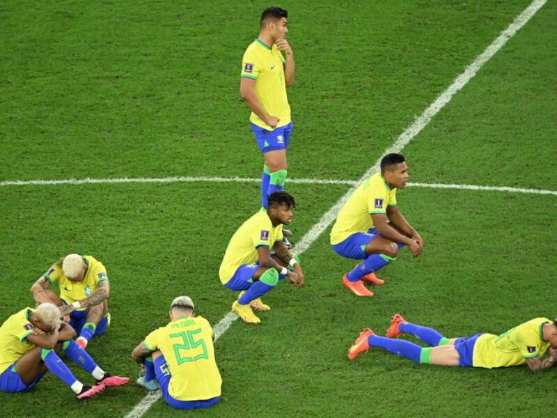 Debinha quebra jejum do Brasil e concorre a melhor do mundo no The