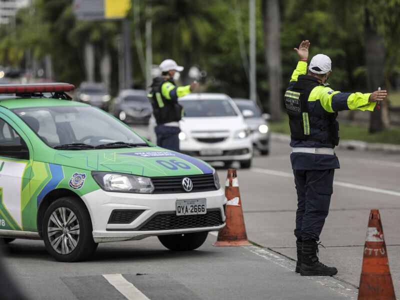 Zona Sul e Centro do Recife terão esquema especial de trânsito na manhã deste domingo (23) - Folha de Pernambuco