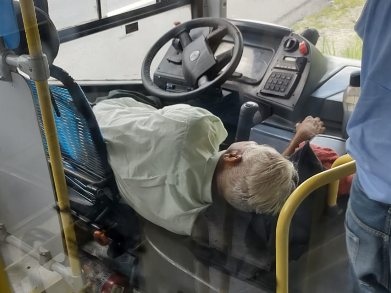 Motorista De ônibus é Agredido Por Homem Que Não Pagou Passagem