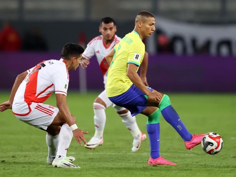 Richarlison inicia tratamento psicológico e deseja retomar boa