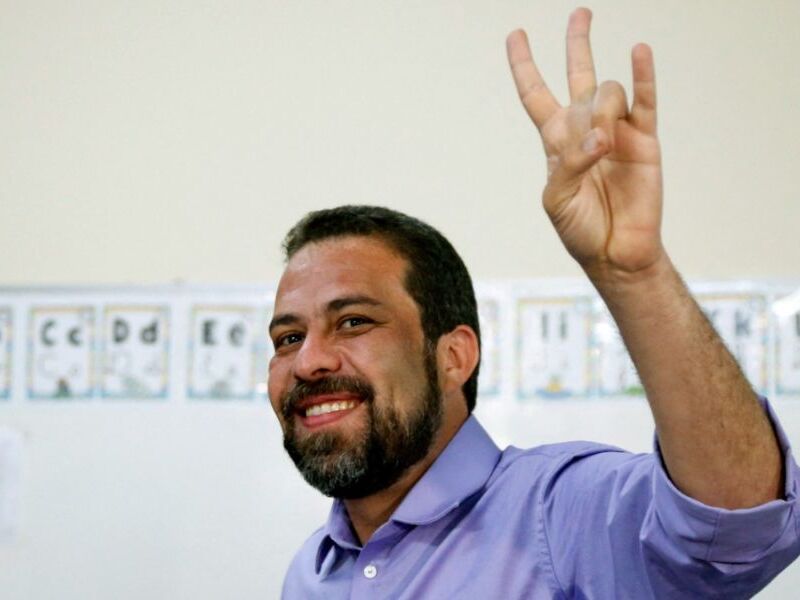 Após tentativa de ser mais "enérgico, Boulos mantém índice em pesquisa