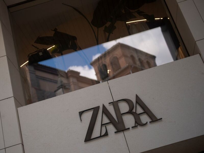 United Kingdom forced Jara to remove photos of “very thin” samples