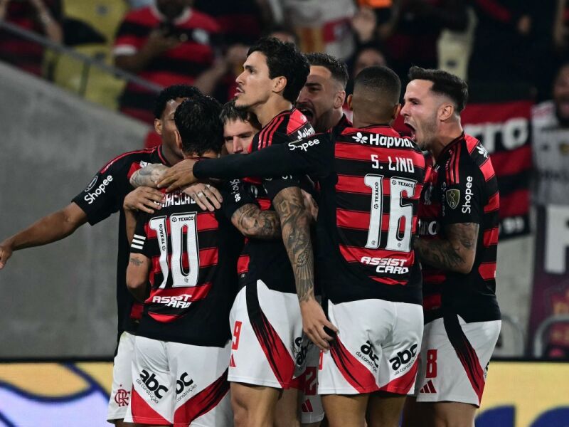 Vitória com emoção! Flamengo supera Estudiantes e larga na frente nas quartas da Libertadores