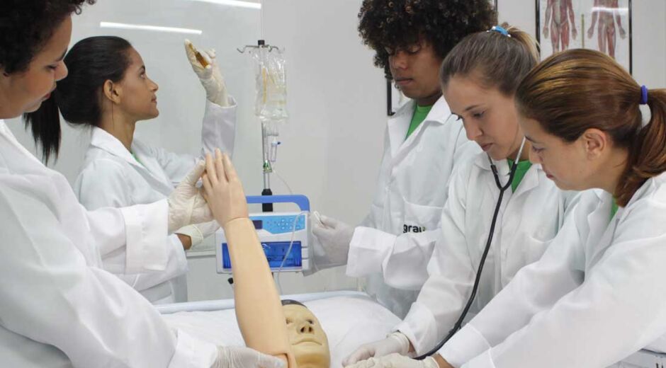 Educação: compromisso com o aprendizado e a superação