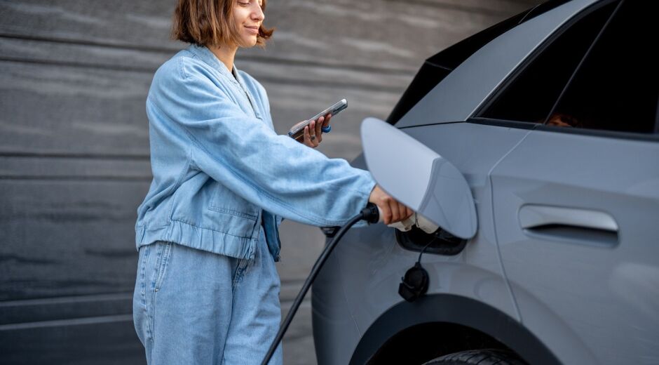 Elétricos têm desvalorização com evolução e concorrência chinesa