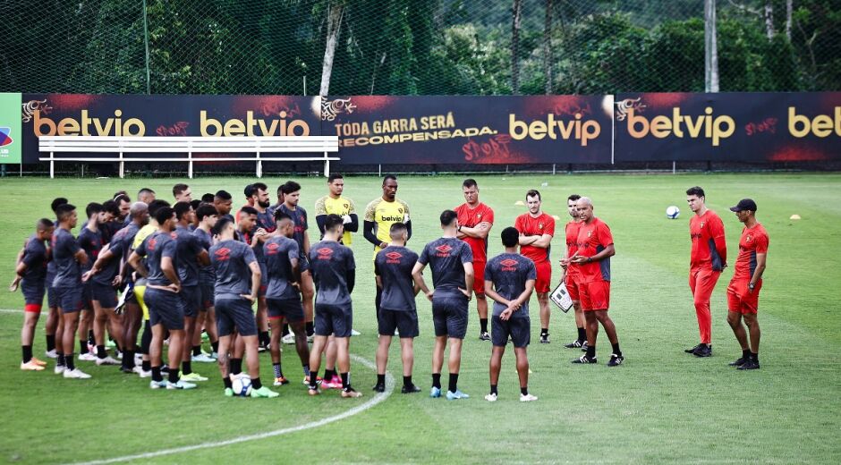 Empate com Goiás faz chances de acesso do Sport caírem para menos de 50%