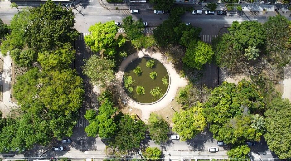 CTTU monta esquema de trânsito para obra na Praça de Casa Forte