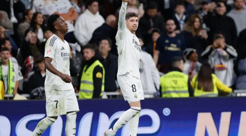 Real Madrid marca nos acréscimos, vence o Athletic Bilbao e persegue o Barcelona no Espanhol