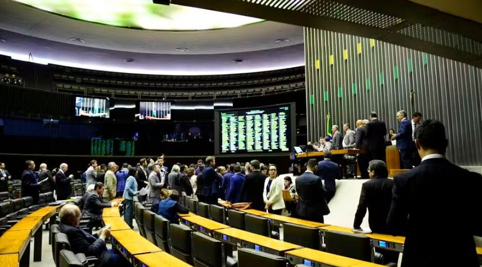Licenciamento ambiental: partidos com ministérios no governo Lula deram 60% dos votos favoráveis