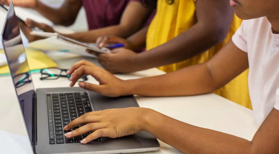 Uso da IA na educação já é realidade para professores pernambucanos