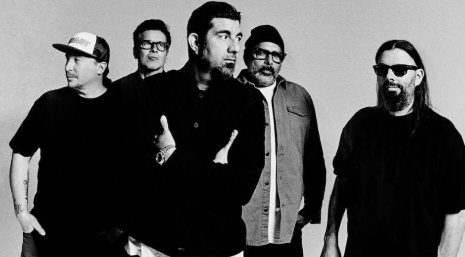 Deftones virá ao Brasil em 2026, anuncia o baterista em entrevista a revista