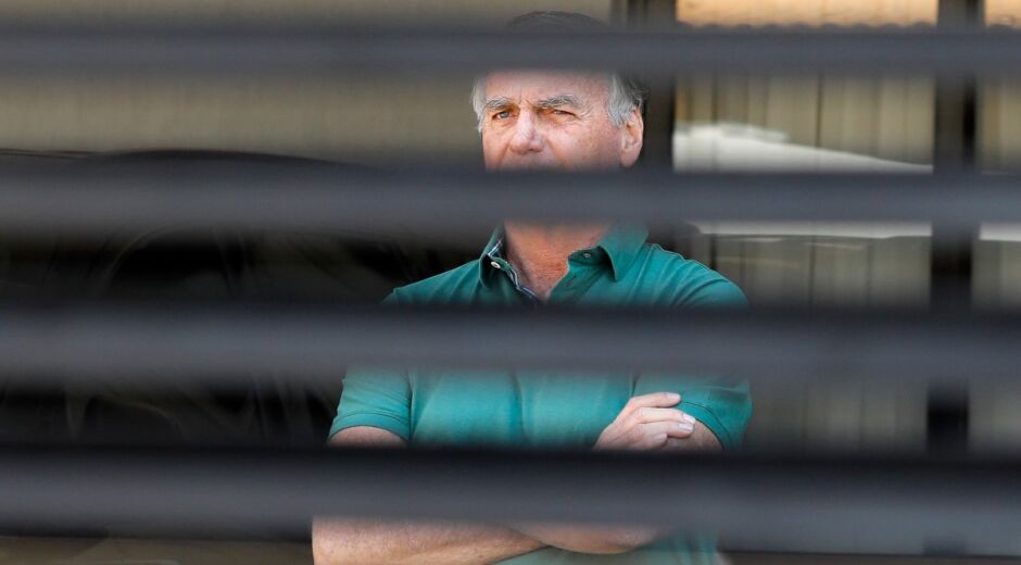 Bolsonaro guardava armas em cofres encontrados no Palácio da Alvorada, diz TV