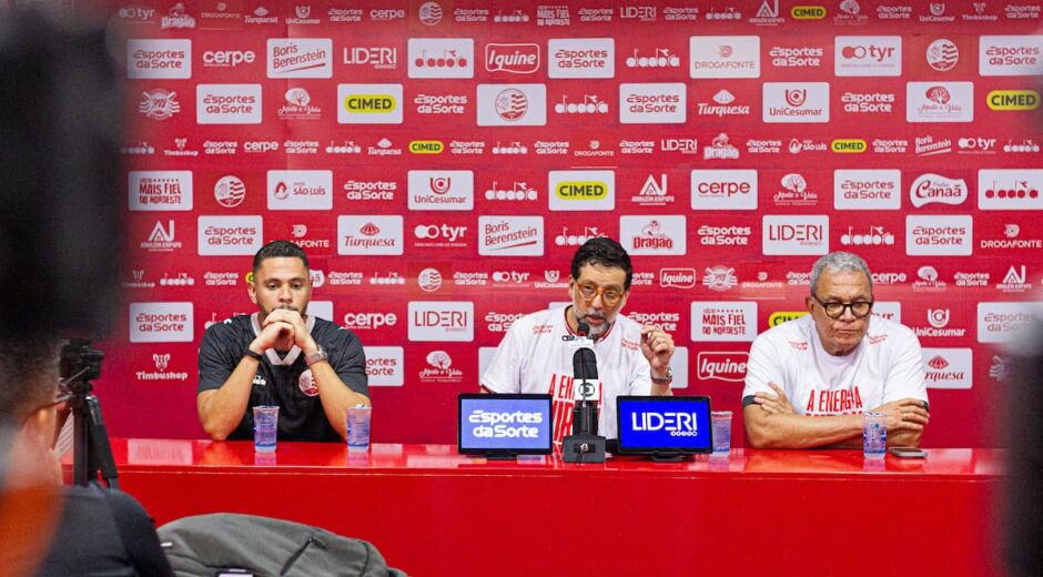 Náutico anuncia gestão técnica integrada, com Hélio e Guilherme dos Anjos à frente do processo