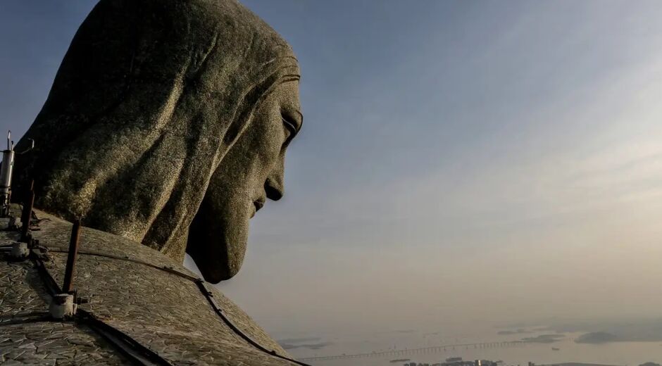 Brasil chega a recorde de 9 mi de turistas estrangeiros no ano; marco é comemorado em 'turistômetro'