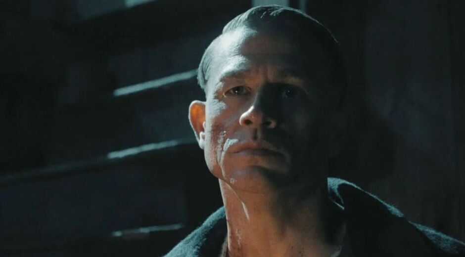 O horror de Ed Gein e o esgotamento do olhar de Ryan Murphy