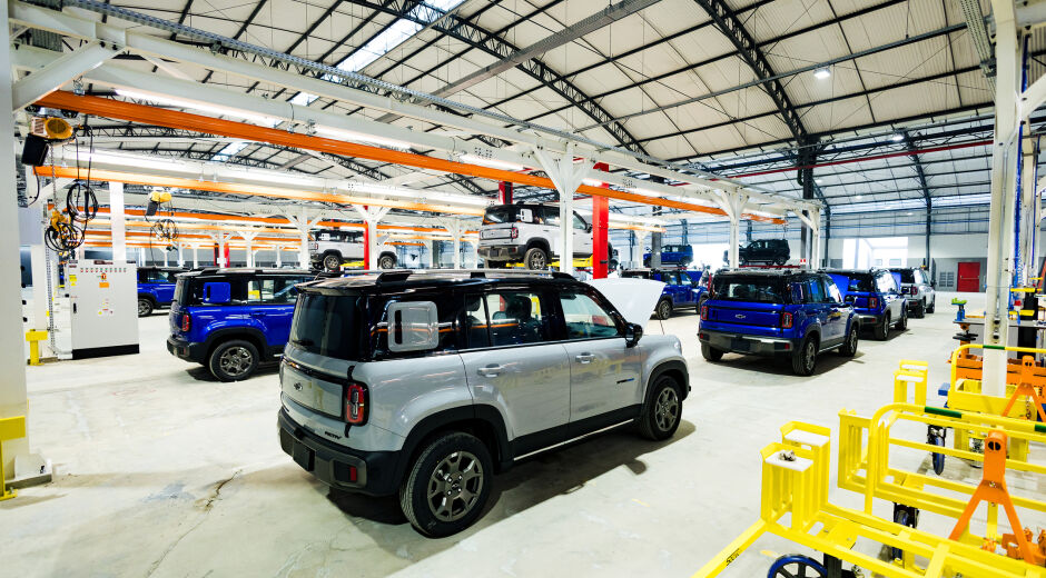 Produção do Chevrolet Spark EUV começa no Ceará, e GM anuncia produção do Captiva EV para 2026 