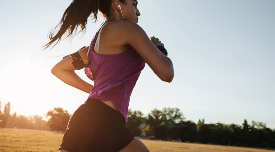 Corrida envelhece o rosto? Dermatologista esclarece mitos e verdades sobre a chamada runner’s face
