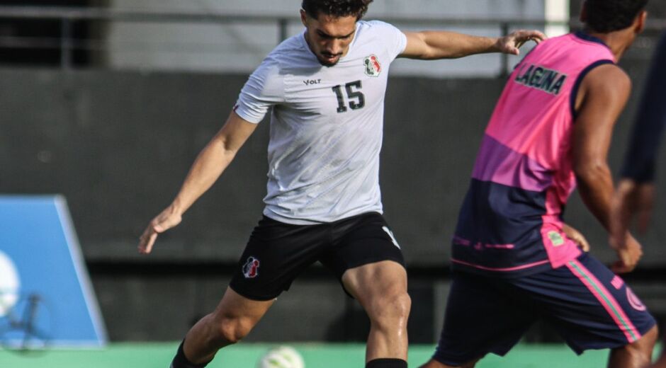 Santa Cruz vence Laguna por 1x0 em jogo-treino no Arruda