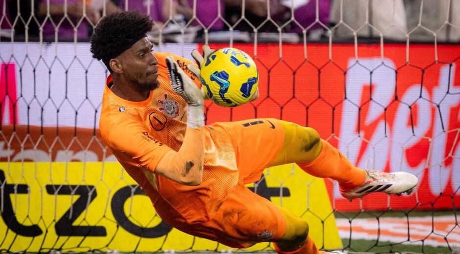 Hugo Souza brilha, Corinthians vence Cruzeiro nos pênaltis e avança à final da Copa do Brasil 